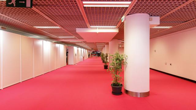 Hall Mediterranee