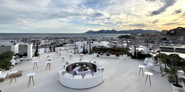 Terrasse Grand Large montage cocktail - Cannes